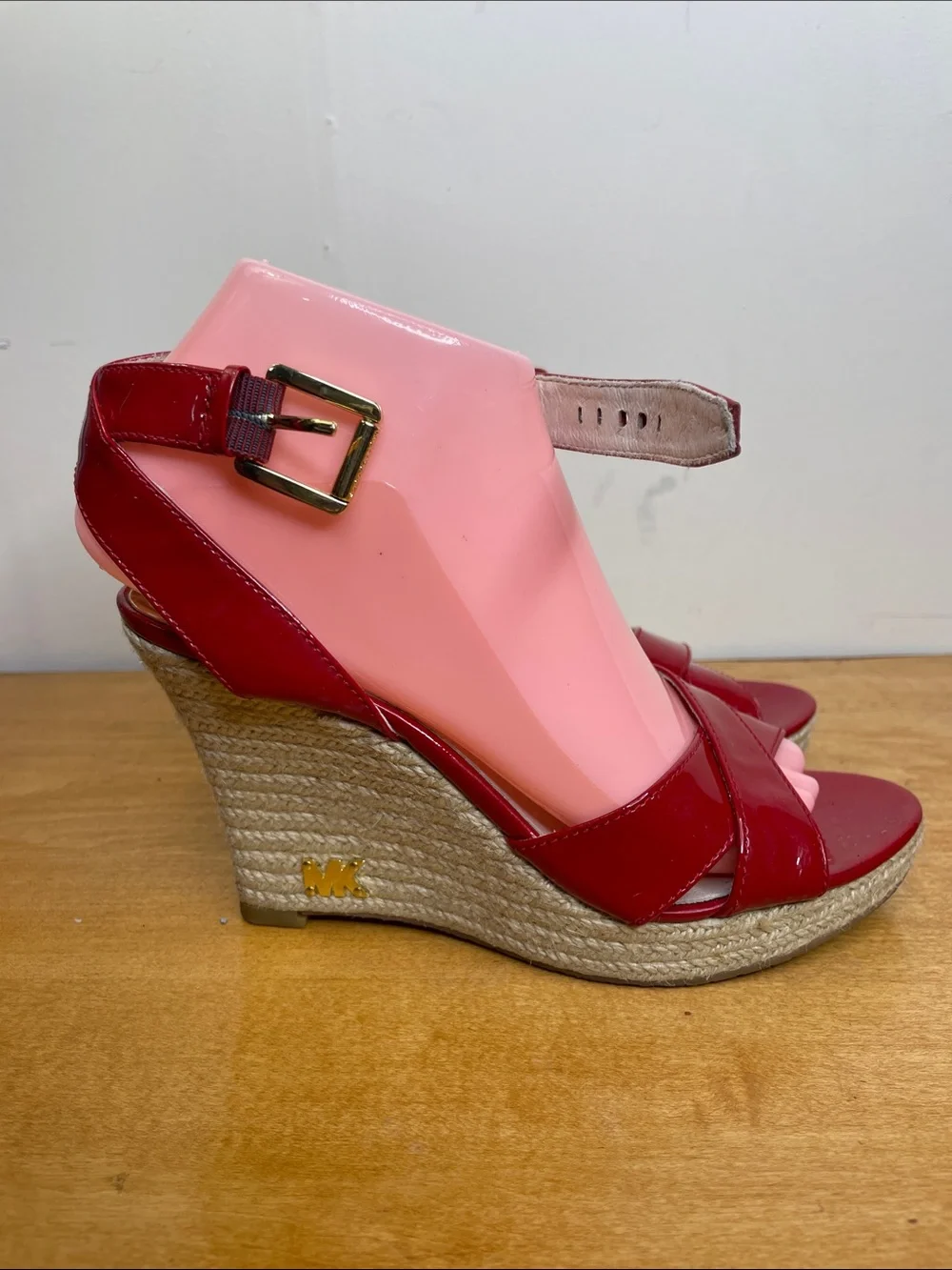 Michael Kors Red Patent Espadrille Wedge Sandals with Gold Buckle. Size 6.5